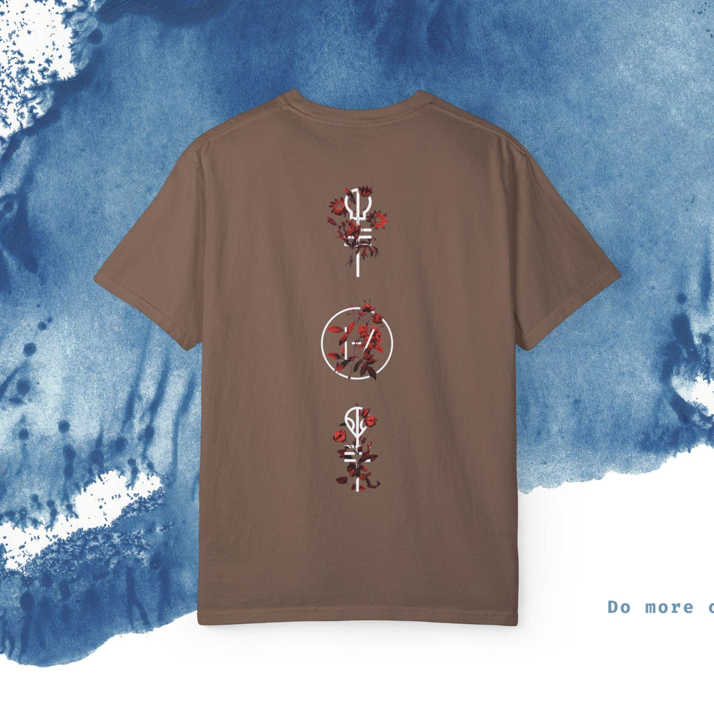 T-Shirt with Bold Floral Design - Ocean vibez