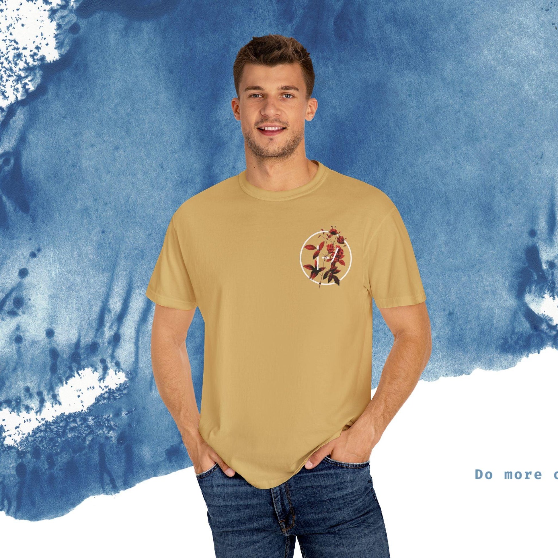 T-Shirt with Bold Floral Design - Ocean vibez