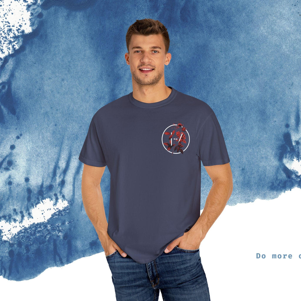 T-Shirt with Bold Floral Design - Ocean vibez