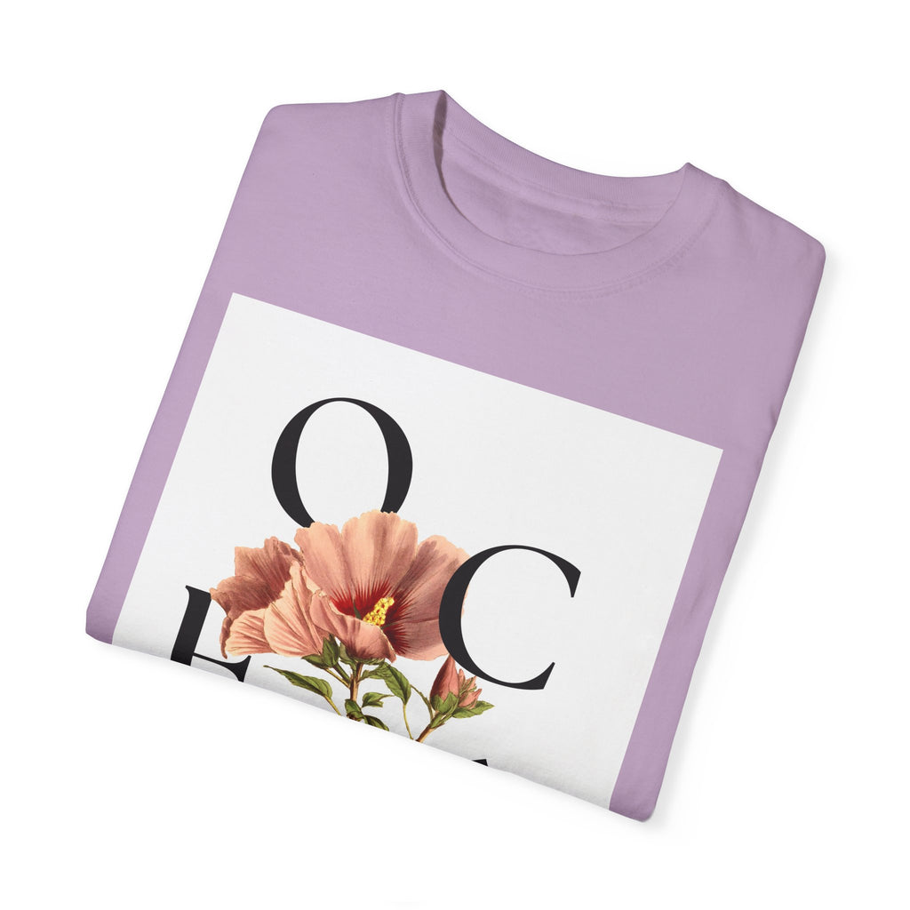 Floral Quote T-Shirt - "Onde Você Está Plantado" - Unisex Garment-Dyed Tee