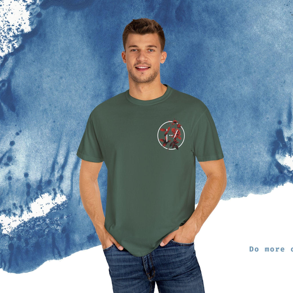 T-Shirt with Bold Floral Design - Ocean vibez